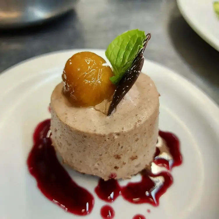 Restaurant food photo 2