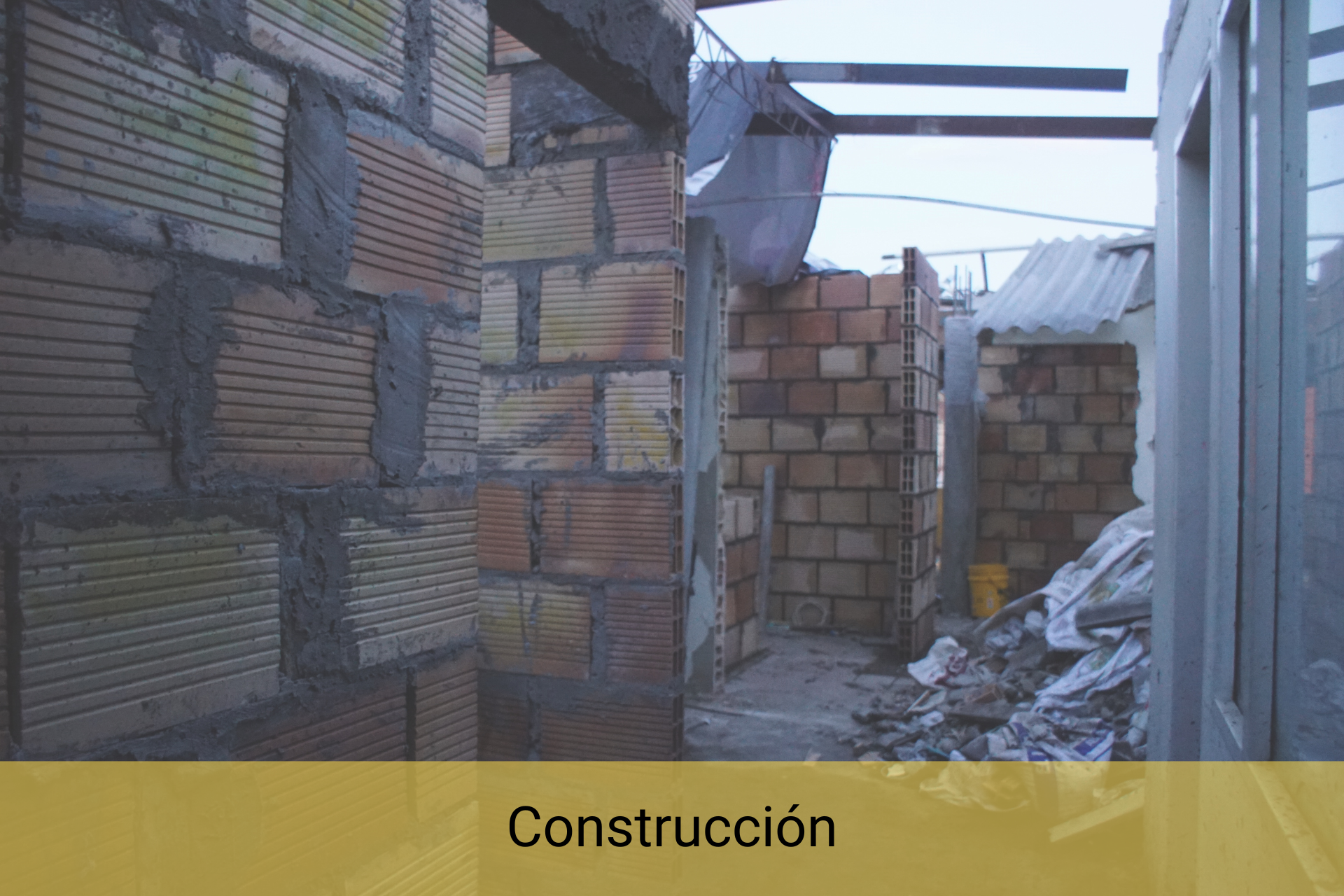 imagen de un hombre junto a su hija pensando